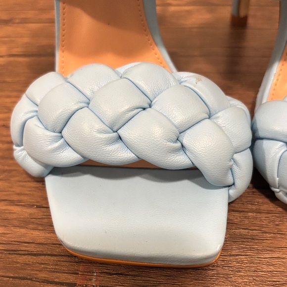 Steve Madden Light Blue Braided Sandals - Picture 4 of 5